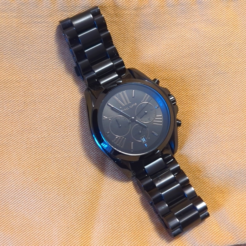 WOMEN'S BLACK MICHAEL KORS WATCH